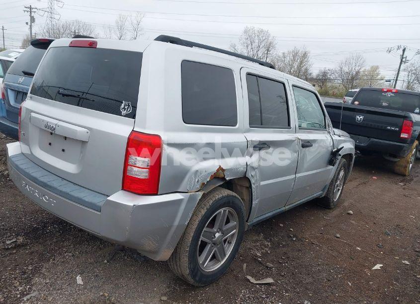 Photo 4 of 2008 Jeep Patriot SPORT (VIN 1J8FF28W78D514146)
