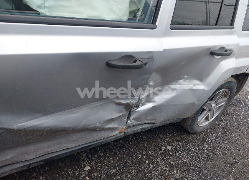 Photo 6 of 2008 Jeep Patriot SPORT (VIN 1J8FF28W78D514146)