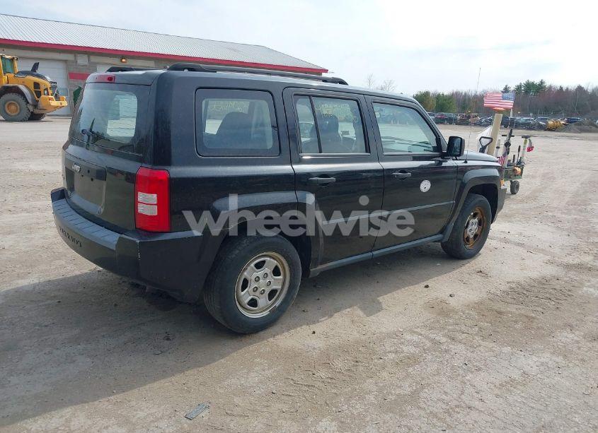 Photo 4 of 2008 Jeep Patriot SPORT (VIN 1J8FF28W78D728568)