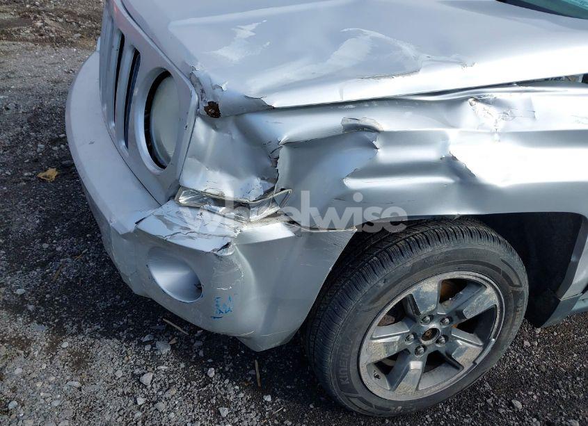 Photo 6 of 2008 Jeep Patriot SPORT (VIN 1J8FF28W78D749498)