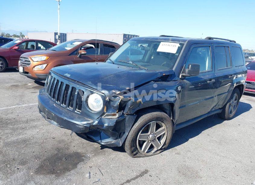 Photo 2 of 2007 Jeep Patriot SPORT (VIN 1J8FF28W87D294692)