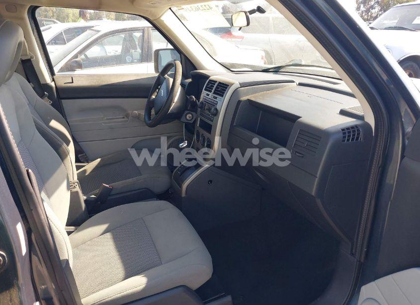 Photo 5 of 2007 Jeep Patriot SPORT (VIN 1J8FF28W87D294692)