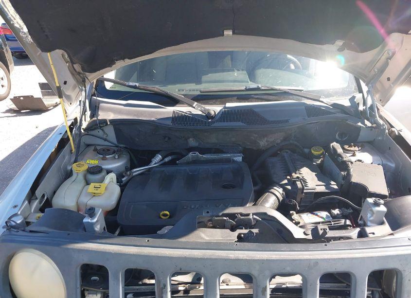 Photo 10 of 2007 Jeep Patriot SPORT (VIN 1J8FF28W97D415620)