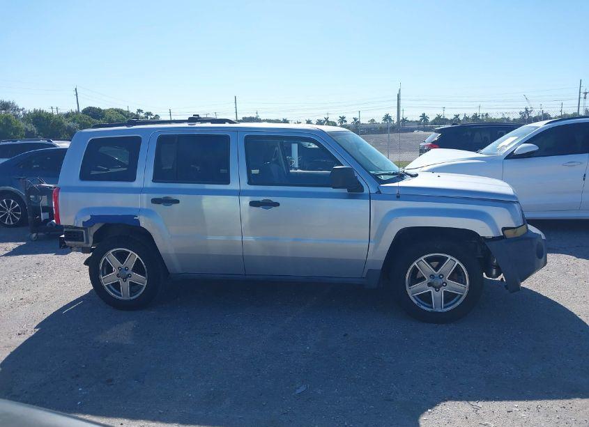 Photo 14 of 2007 Jeep Patriot SPORT (VIN 1J8FF28W97D415620)