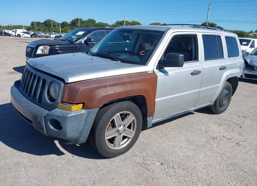 Photo 2 of 2007 Jeep Patriot SPORT (VIN 1J8FF28W97D415620)