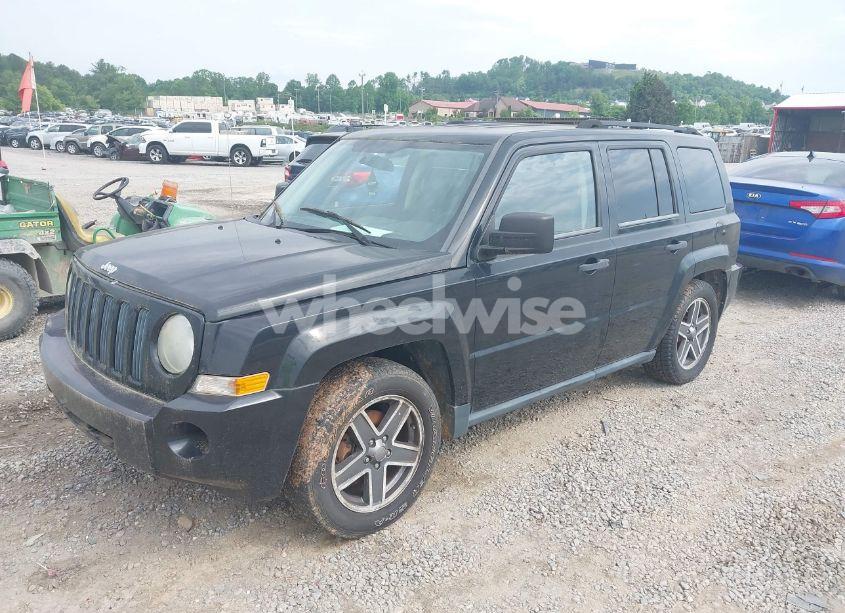 Photo 2 of 2008 Jeep Patriot SPORT (VIN 1J8FF28W98D798783)