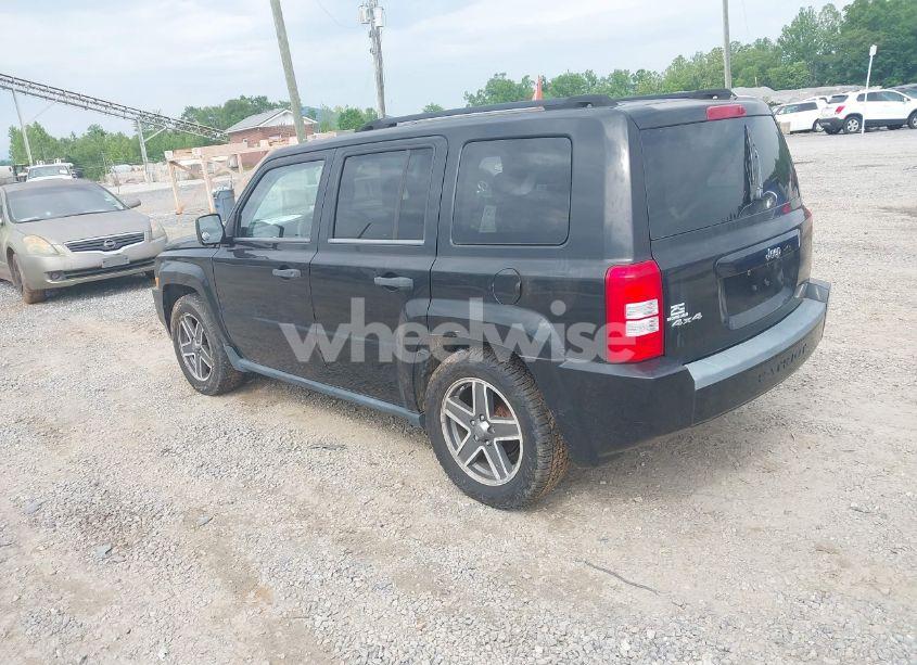 Photo 3 of 2008 Jeep Patriot SPORT (VIN 1J8FF28W98D798783)
