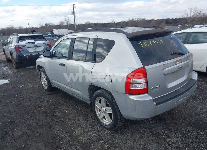Photo 3 of 2007 Jeep Compass SPORT (VIN 1J8FF47W17D142461)
