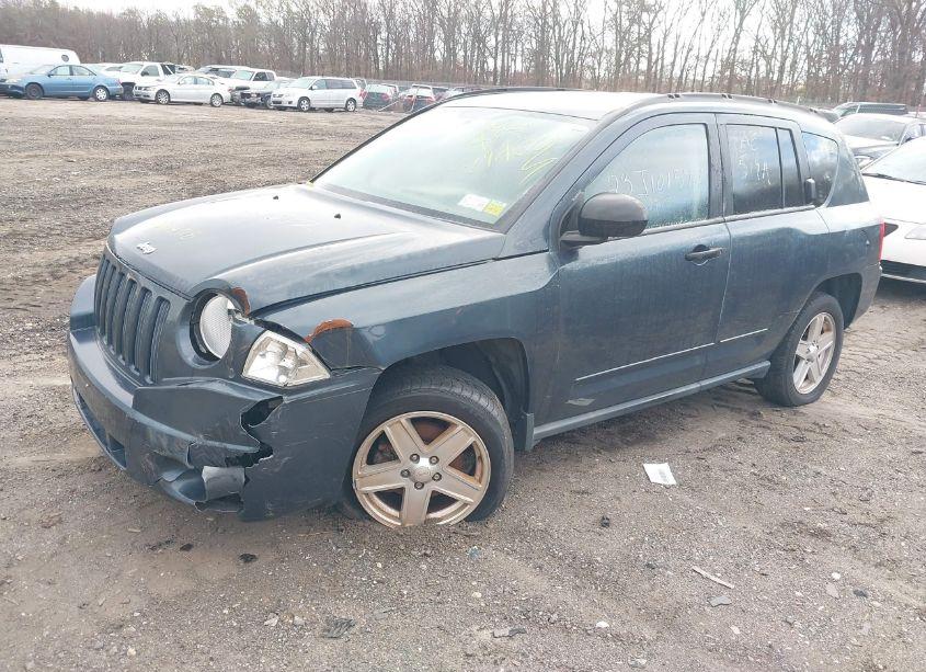 Photo 2 of 2008 Jeep Compass SPORT (VIN 1J8FF47W18D686962)