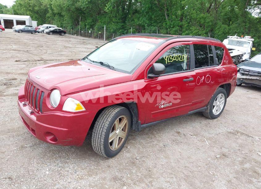 Photo 2 of 2008 Jeep Compass SPORT (VIN 1J8FF47W18D728594)