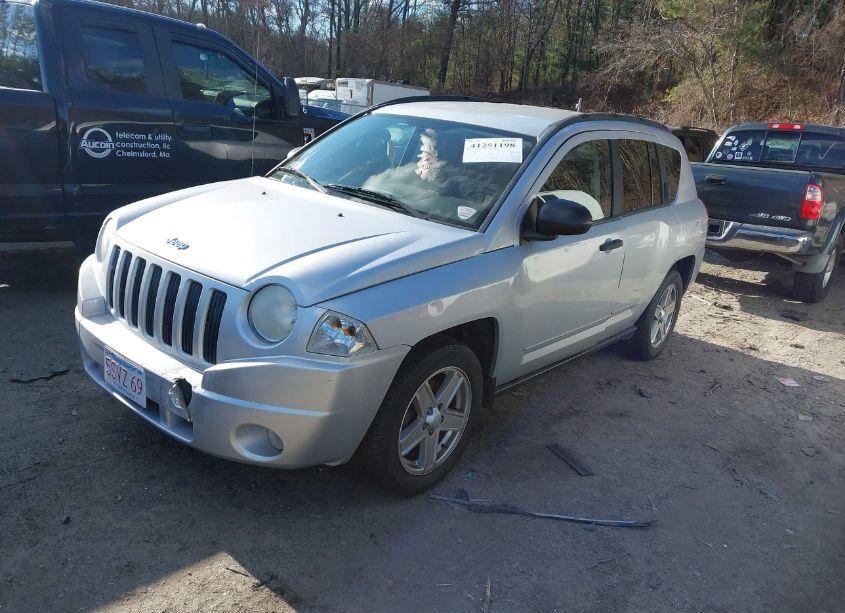 Photo 2 of 2008 Jeep Compass SPORT (VIN 1J8FF47W58D691470)