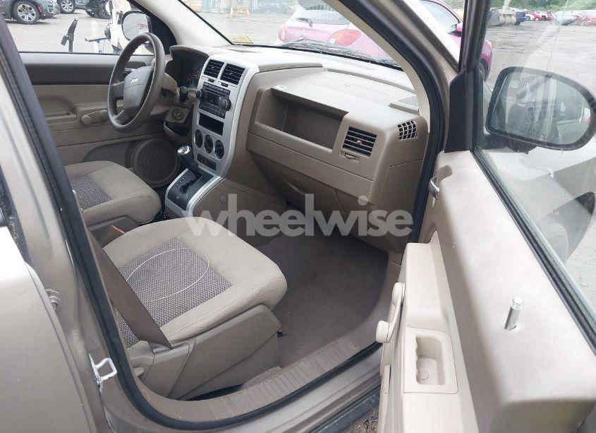 Photo 5 of 2008 Jeep Compass SPORT (VIN 1J8FF47W78D602059)