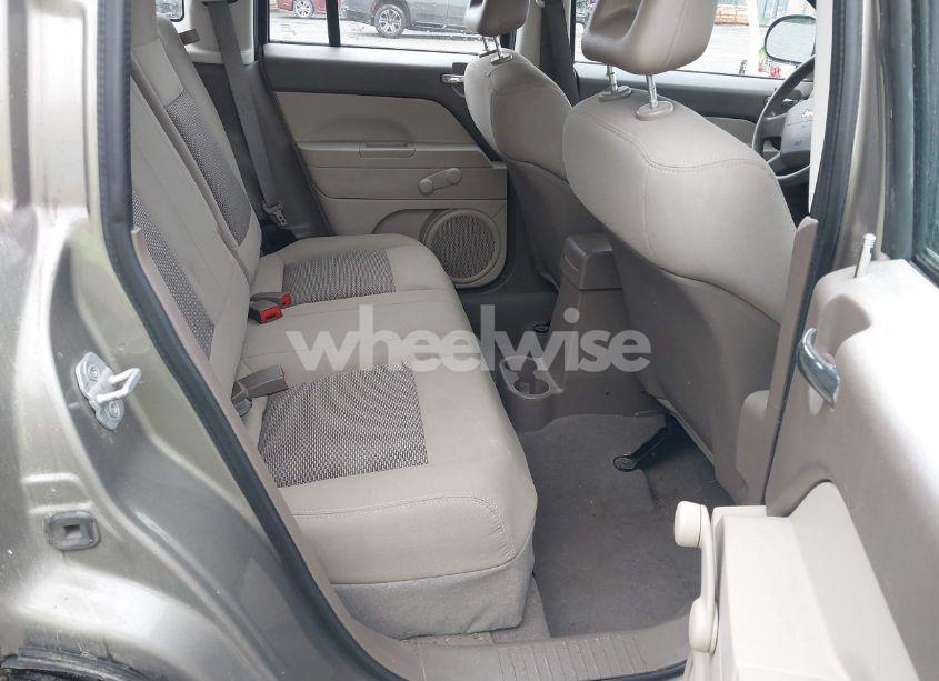 Photo 8 of 2008 Jeep Compass SPORT (VIN 1J8FF47W78D602059)