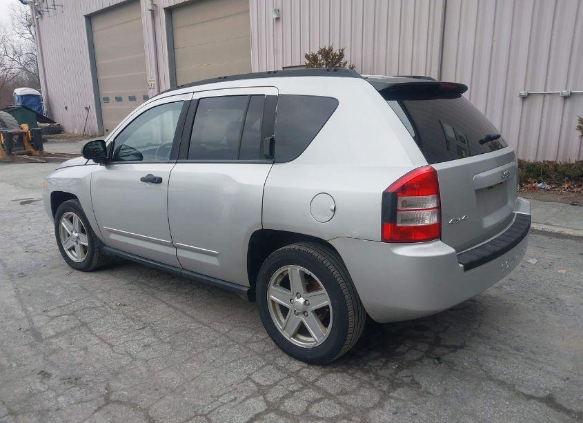 Photo 3 of 2008 Jeep Compass SPORT (VIN 1J8FF47W88D550814)