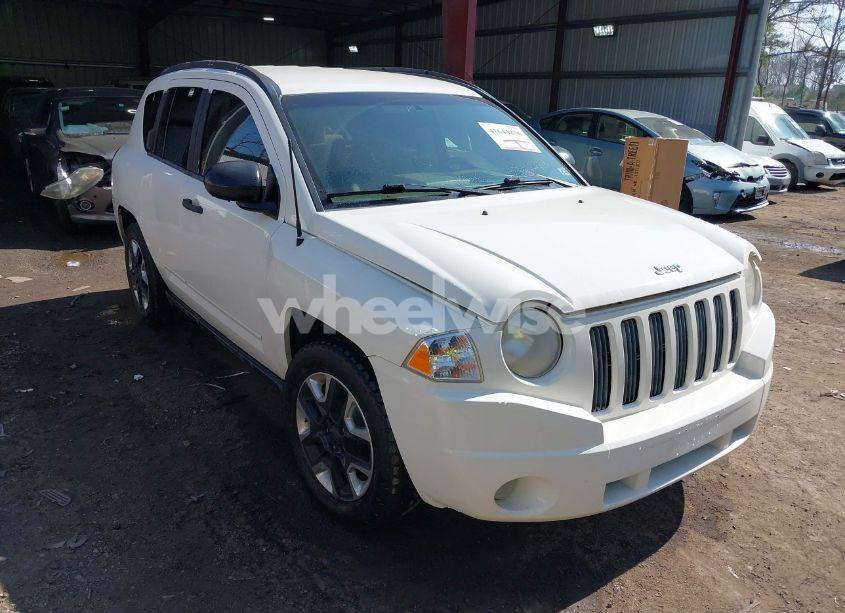 2008 Jeep Compass SPORT (VIN 1J8FF47W98D584311) main photo