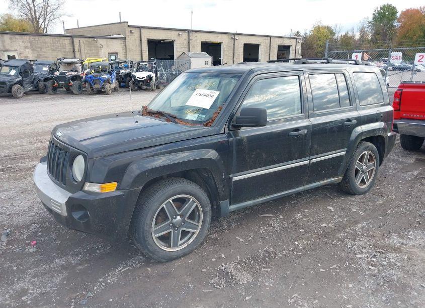 Photo 2 of 2009 Jeep Patriot LIMITED (VIN 1J8FF48B89D192496)