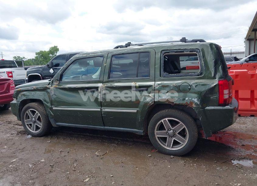 Photo 14 of 2009 Jeep Patriot LIMITED (VIN 1J8FF48BX9D192483)