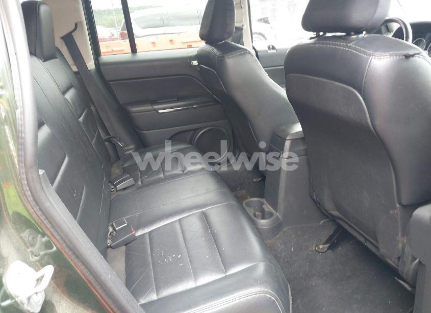 Photo 8 of 2009 Jeep Patriot LIMITED (VIN 1J8FF48BX9D192483)