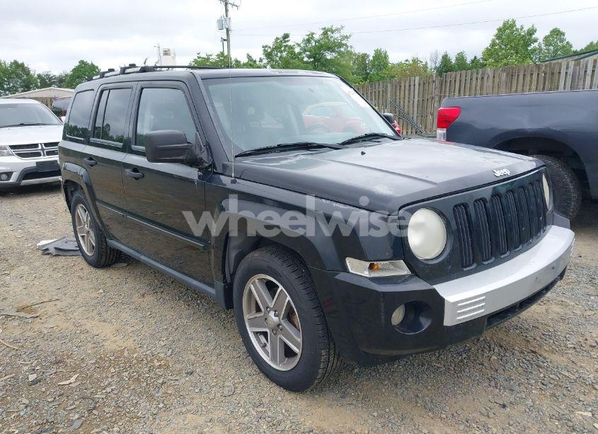2007 Jeep Patriot LIMITED (VIN 1J8FF48W07D274075) main photo