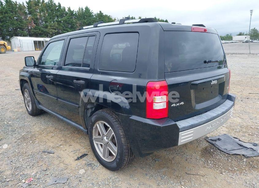 Photo 3 of 2007 Jeep Patriot LIMITED (VIN 1J8FF48W07D274075)