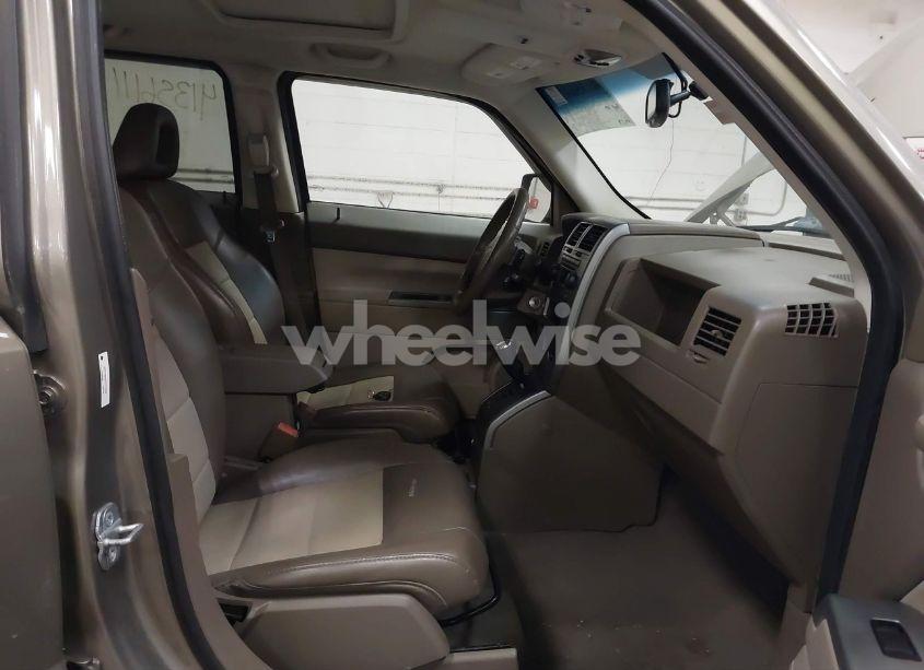 Photo 5 of 2007 Jeep Patriot LIMITED (VIN 1J8FF48W37D377328)