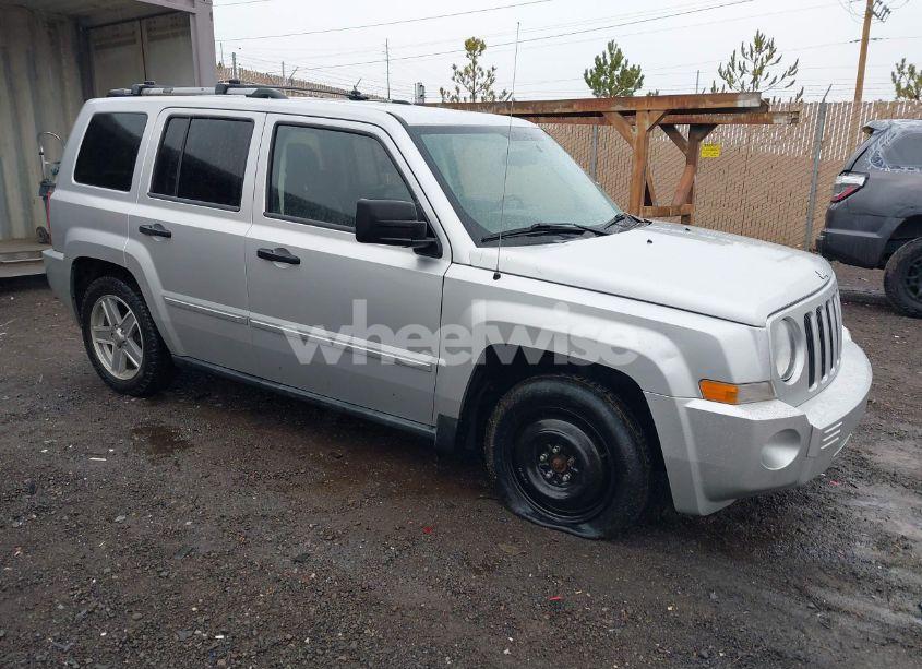 2007 Jeep Patriot LIMITED (VIN 1J8FF48W77D415661) main photo