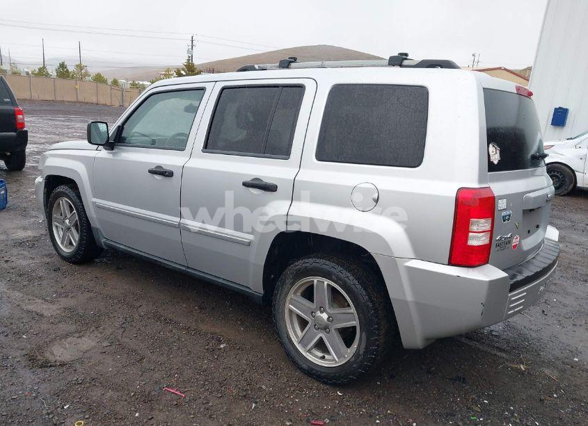 Photo 3 of 2007 Jeep Patriot LIMITED (VIN 1J8FF48W77D415661)