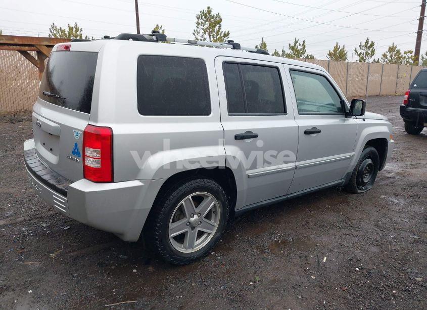 Photo 4 of 2007 Jeep Patriot LIMITED (VIN 1J8FF48W77D415661)