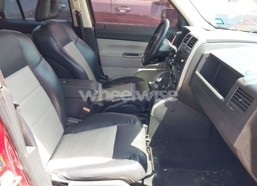 Photo 5 of 2007 Jeep Patriot LIMITED (VIN 1J8FF48WX7D316980)