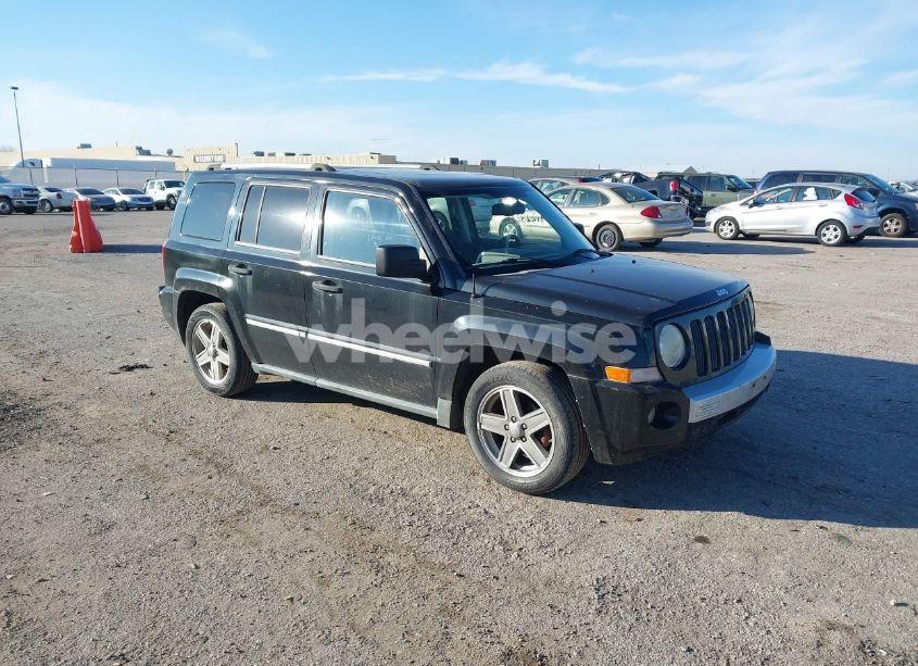 2008 Jeep Patriot LIMITED (VIN 1J8FF48WX8D575566) main photo