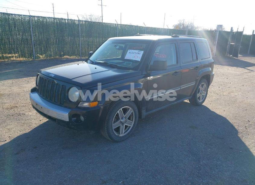 Photo 2 of 2008 Jeep Patriot LIMITED (VIN 1J8FF48WX8D575566)