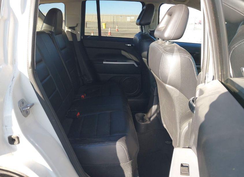 Photo 8 of 2008 Jeep Compass LIMITED (VIN 1J8FF57W48D696679)