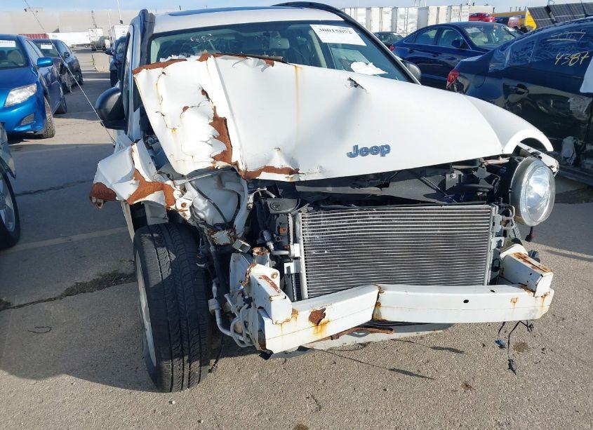 Photo 6 of 2008 Jeep Compass LIMITED (VIN 1J8FF57W98D510618)