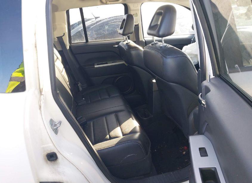 Photo 8 of 2008 Jeep Compass LIMITED (VIN 1J8FF57W98D510618)