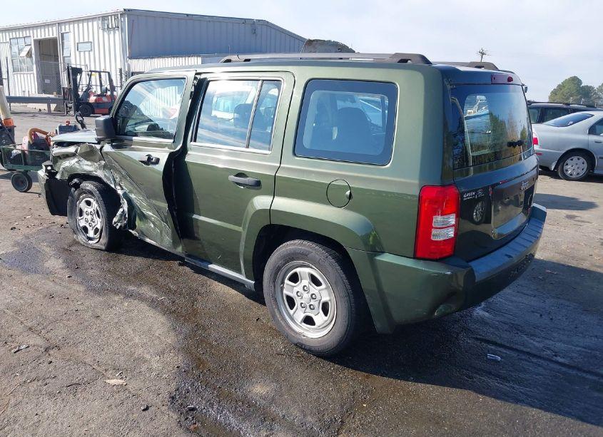 Photo 3 of 2008 Jeep Patriot SPORT (VIN 1J8FT28018D799446)