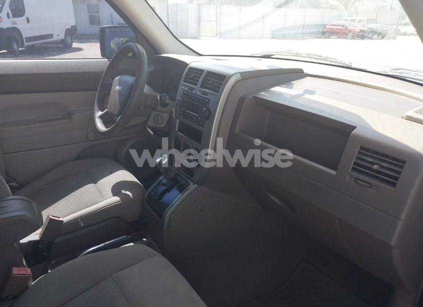 Photo 5 of 2007 Jeep Patriot SPORT (VIN 1J8FT28087D358976)