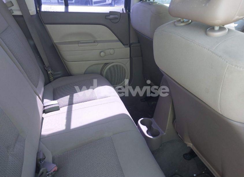Photo 8 of 2007 Jeep Patriot SPORT (VIN 1J8FT28087D358976)
