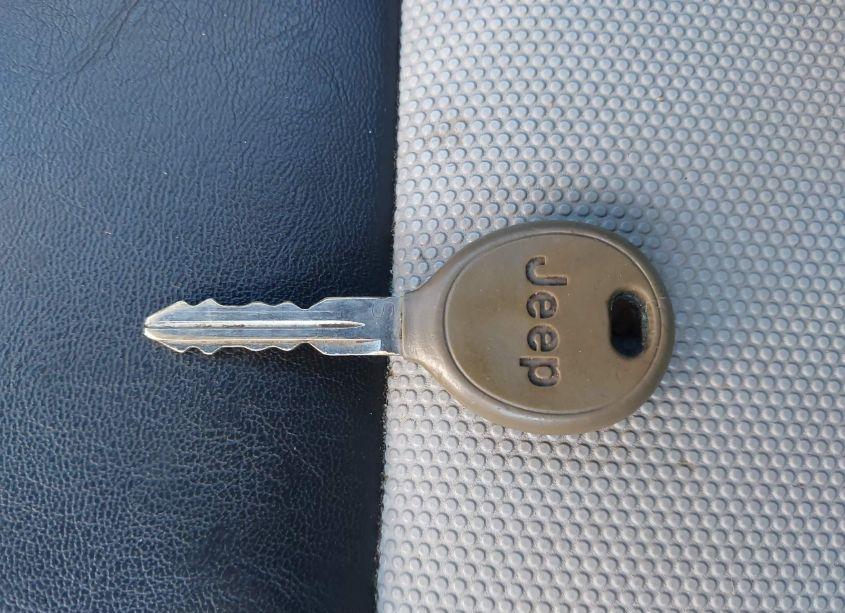 Photo 11 of 2008 Jeep Patriot SPORT (VIN 1J8FT28088D787858)