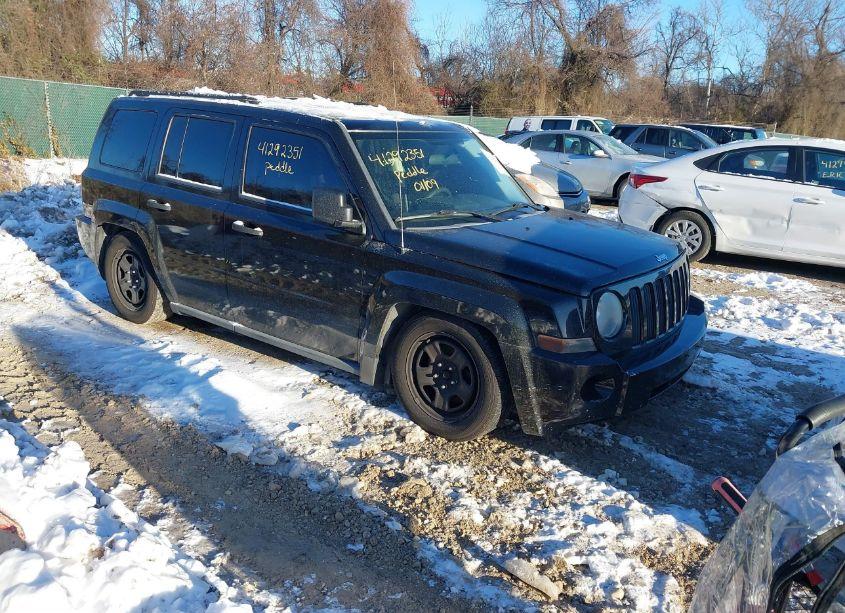 2007 Jeep Patriot SPORT (VIN 1J8FT28097D399357) main photo