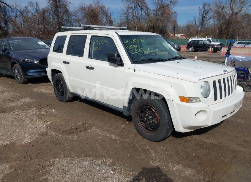 2008 Jeep Patriot SPORT (VIN 1J8FT28098D666708) main photo