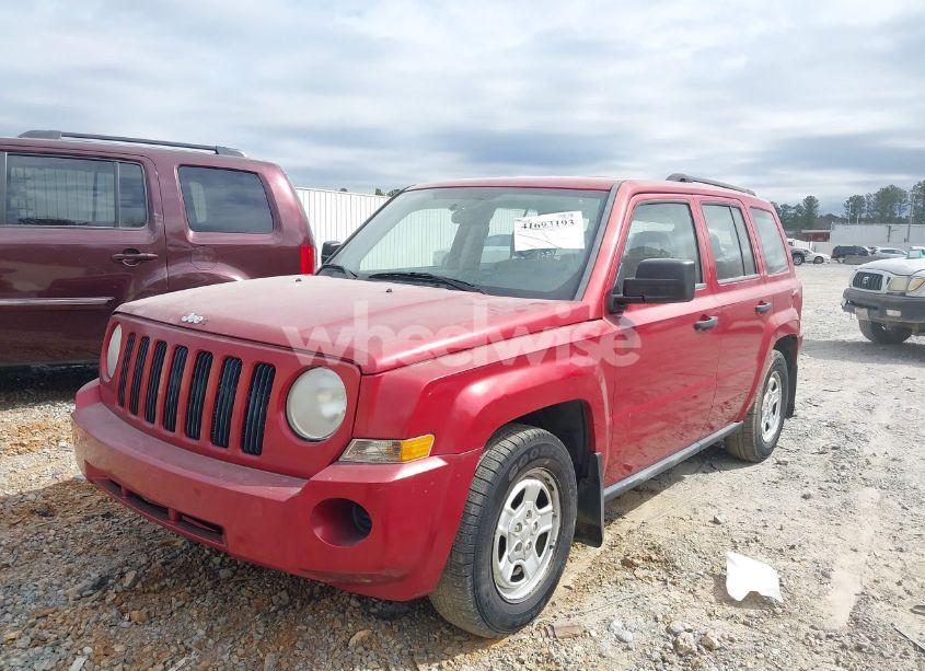Photo 2 of 2008 Jeep Patriot SPORT (VIN 1J8FT28098D714899)