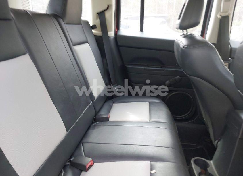 Photo 8 of 2008 Jeep Patriot SPORT (VIN 1J8FT28098D714899)