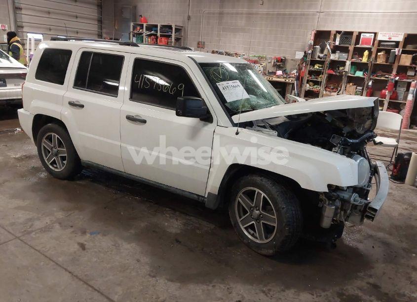 2009 Jeep Patriot SPORT (VIN 1J8FT28B39D194976) main photo
