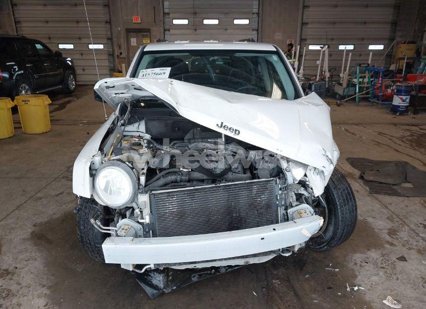 Photo 13 of 2009 Jeep Patriot SPORT (VIN 1J8FT28B39D194976)