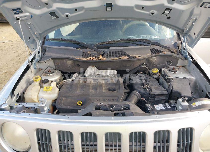 Photo 10 of 2009 Jeep Patriot SPORT (VIN 1J8FT28BX9D122964)