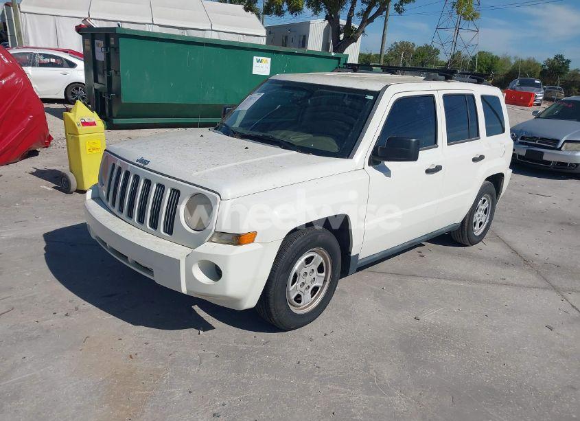 Photo 2 of 2007 Jeep Patriot SPORT (VIN 1J8FT28W07D363173)