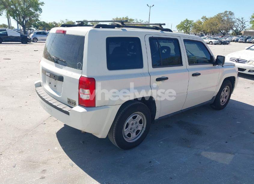 Photo 4 of 2007 Jeep Patriot SPORT (VIN 1J8FT28W07D363173)