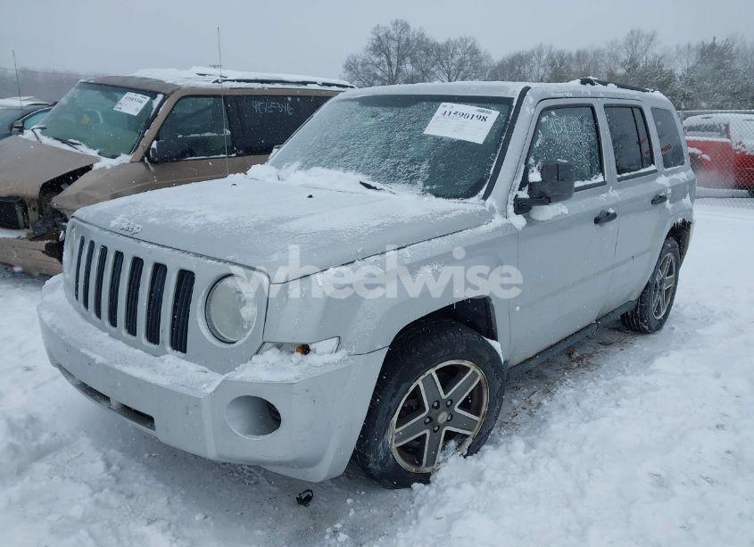 Photo 6 of 2008 Jeep Patriot SPORT (VIN 1J8FT28W08D721888)