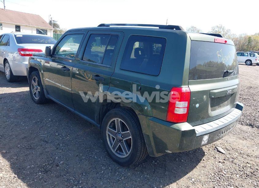Photo 3 of 2008 Jeep Patriot SPORT (VIN 1J8FT28W18D777032)