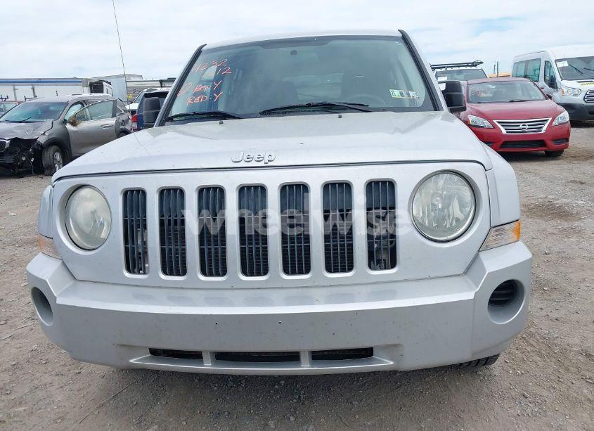 Photo 6 of 2008 Jeep Patriot SPORT (VIN 1J8FT28W18D777368)